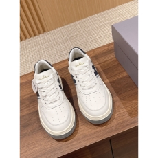 Hogan Sneakers